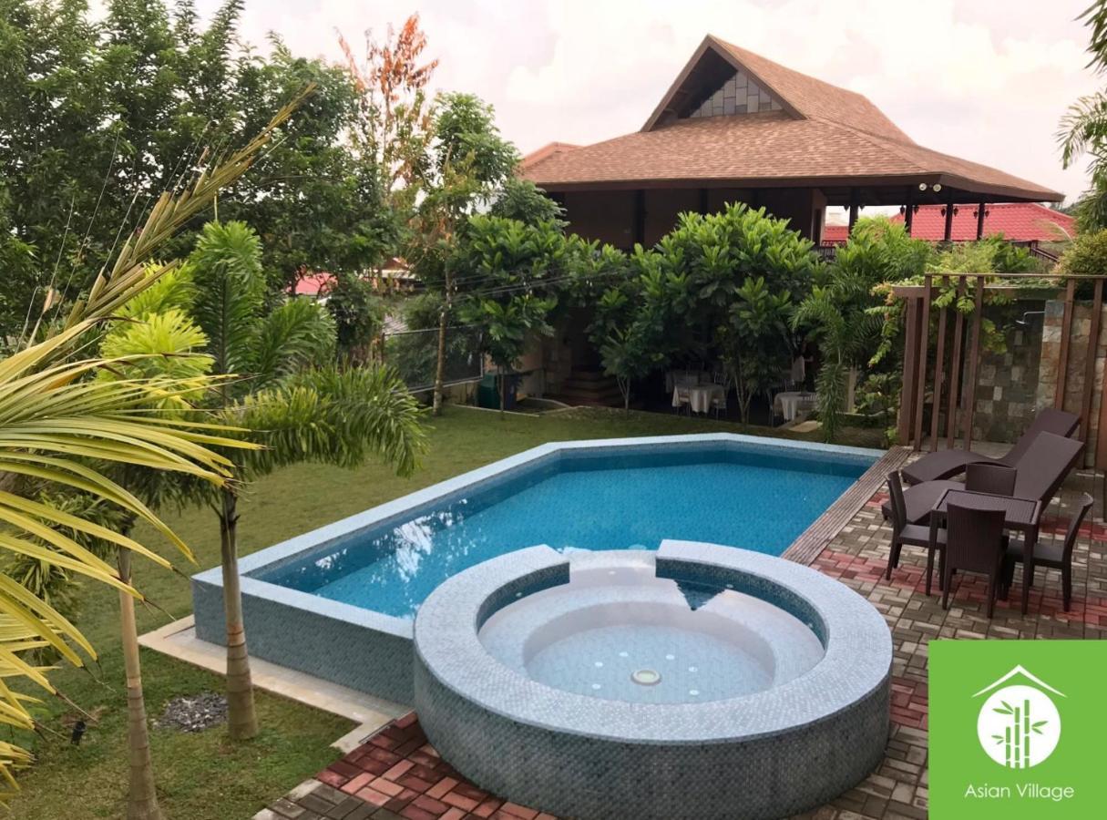 Asian Village Tagaytay タガイタイ エクステリア 写真